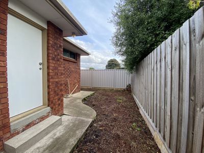 4 / 20 Stanlake Street, Footscray