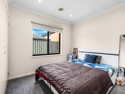 5 Capricornus Crescent, Tarneit