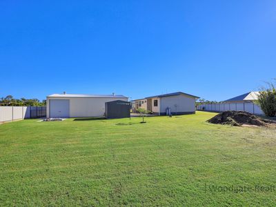 16 Kinkuna Drive, Woodgate