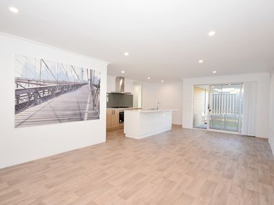 7 Klondyke Street, Piara Waters