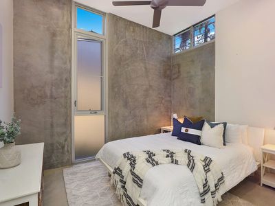 96 Duporth Avenue, Maroochydore