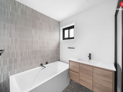 28 Old Glenfield Road, Casula