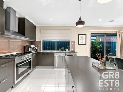 11 Jupiter Crescent, Cranbourne West