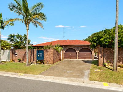 12 Fairsky Avenue, Mermaid Waters
