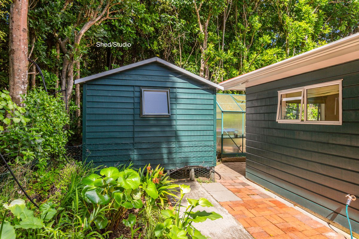 15B Kakariki Grove, Waikanae
