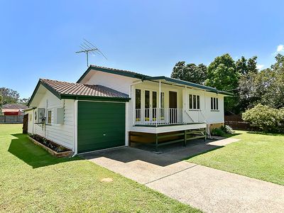 15 Gladstone St, Oxley