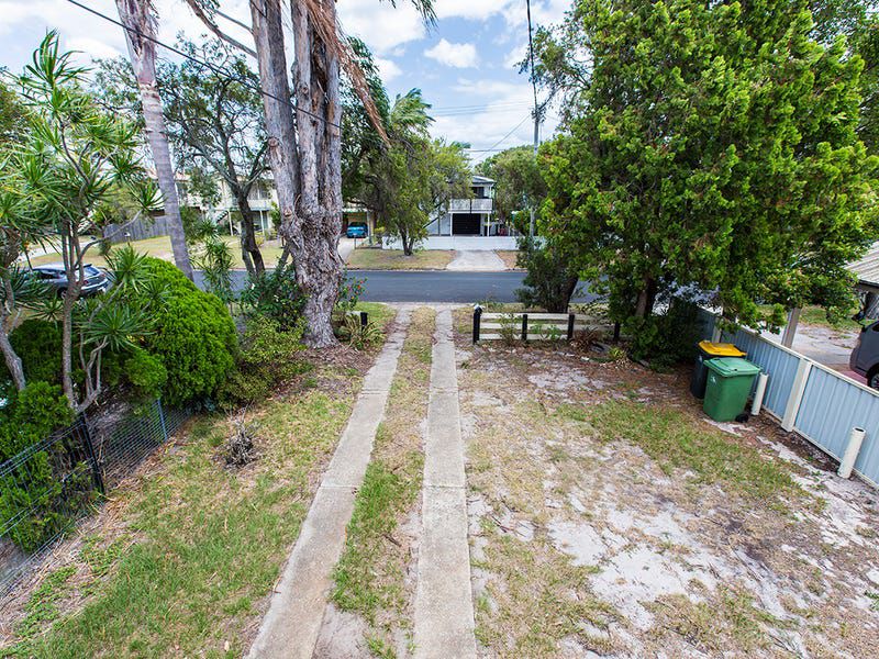 14 Ettie Street, Redcliffe