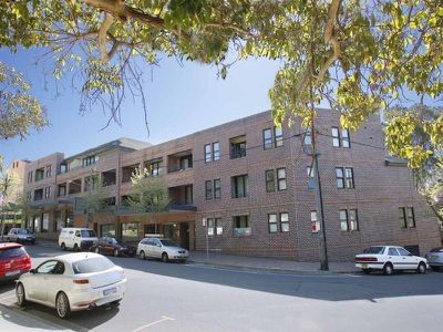 2 David Street, Crows Nest