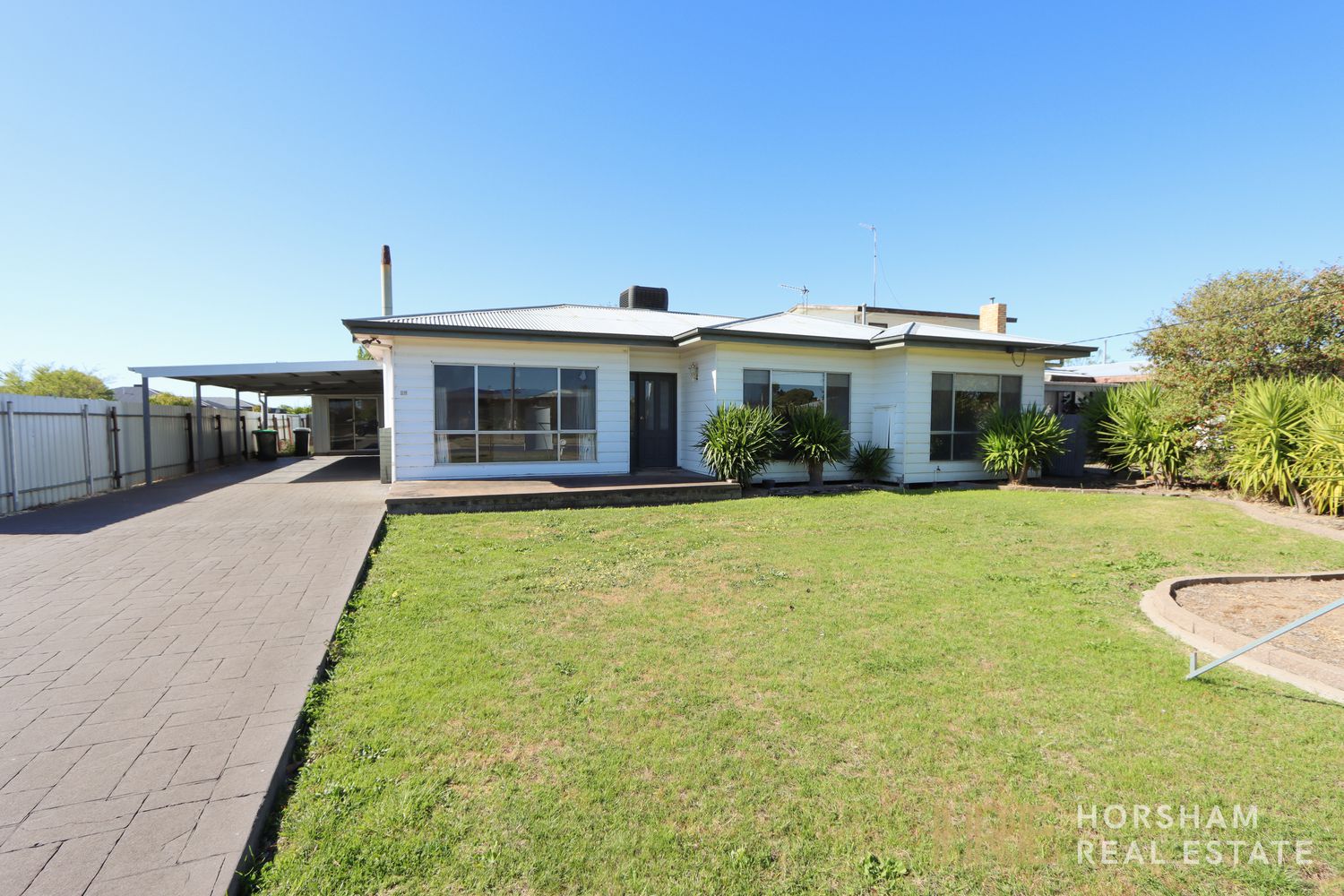 17 Howard Street, Horsham