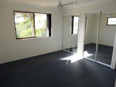 3 Salamander Place, Rochedale South