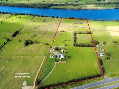 17938 Pacific Highway, Jones Island