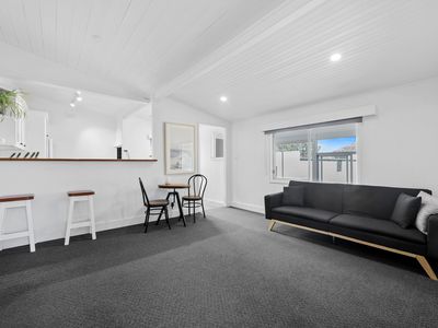 77 Lava Street, Warrnambool