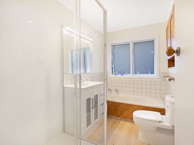 13 Wilmshurst Place, Tawa