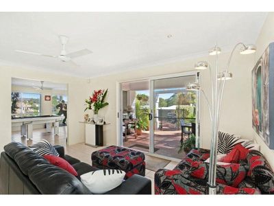 1 Wirra Place, Tewantin