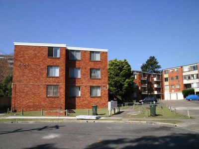 24 / 68 Mascot Drive, Eastlakes