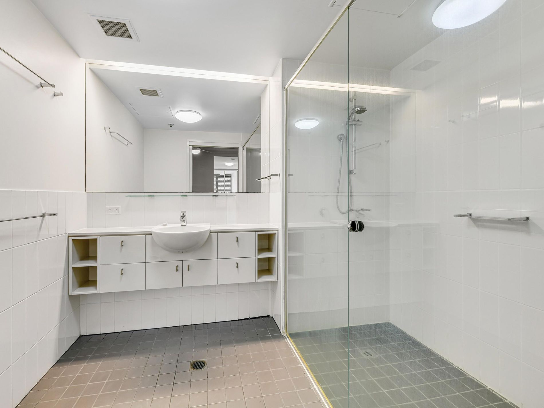 7021 / 7 Parkland Boulevard, Brisbane City