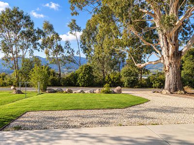 27 Heberles Road, Tawonga South