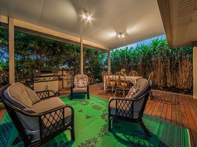 1 Rosier St, Wynnum West