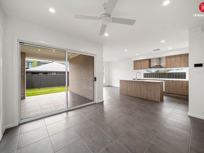 39 Whitrod Avenue, Oran Park