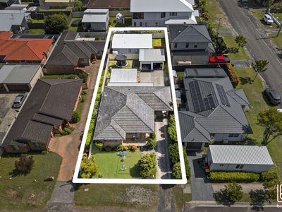 18 Belbowrie Street, Canton Beach