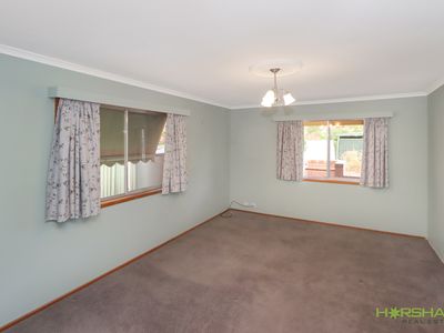 1 Forsyth Avenue, Horsham