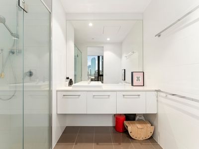 3210 / 60 Kavanagh Street, Southbank