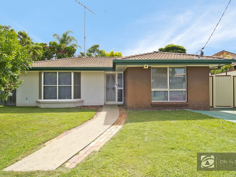 35 Schonwerder Drive, Windaroo