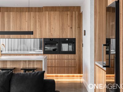 24 Matthew Street, Fairy Meadow