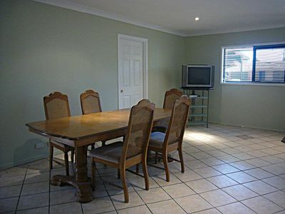 12 Edgeware Drive, Rochedale South
