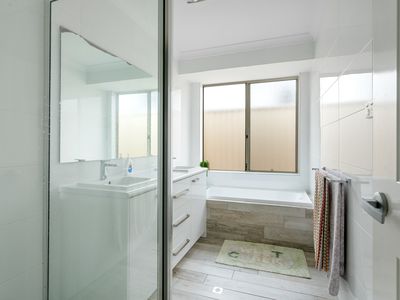 3 Fairetha Place, Kalgoorlie