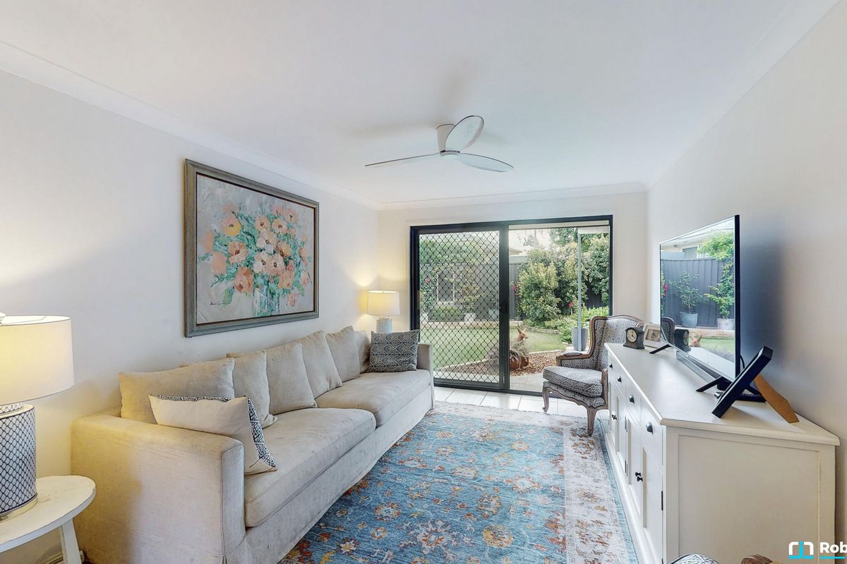 7 Nazeby Cres, Tewantin