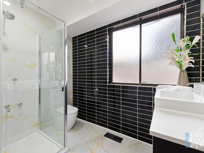 1 Dulnain Close, Hampton Park