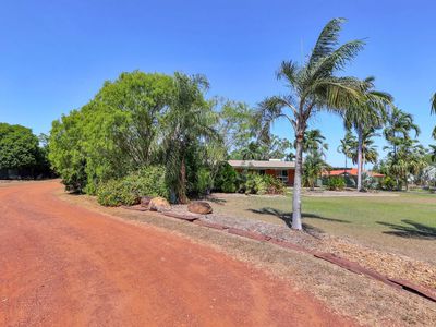 13 Packsaddle Road, Marlow Lagoon