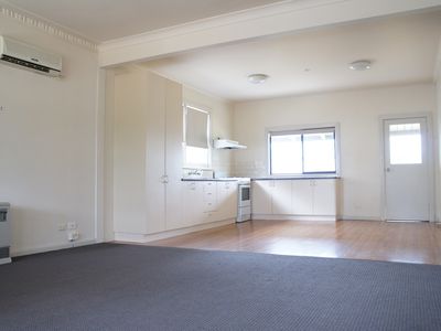 15 Alexander Avenue, Horsham