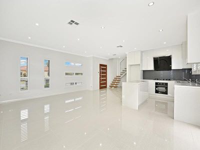 1 Dellwood  St, Granville
