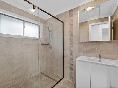 1 Millocker Ct, Bellbird Park