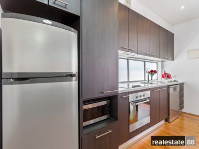 1 / 29 Rawlins Street, Glendalough