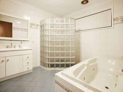 56 Madigan  Bvd, Mount Warrigal