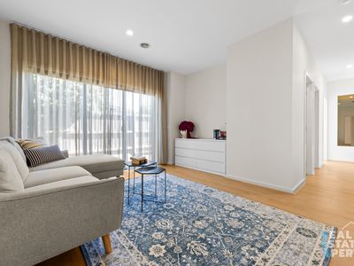 7 Walden Court, Cranbourne North