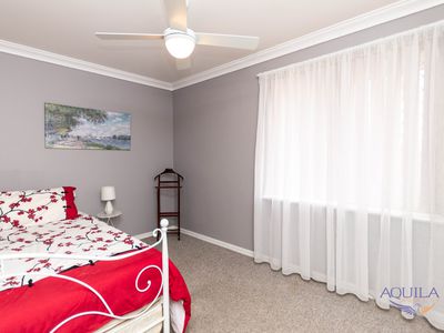 11 Robinia Rise, Helena Valley