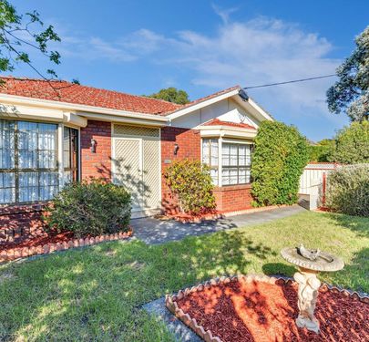 1 / 28 Gilbertson Street, Essendon