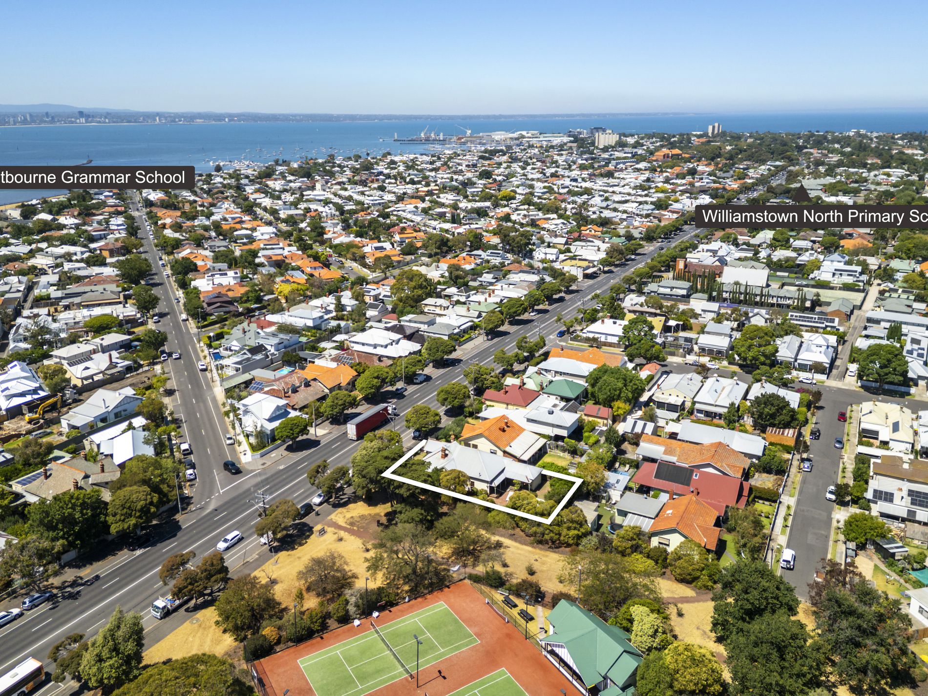 211 Melbourne Road, Williamstown