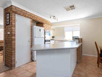 37 Cotter Street North, Hannans