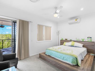 18 Vaucluse Crescent, East Mackay