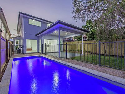 144 Kamarin Street, Manly West