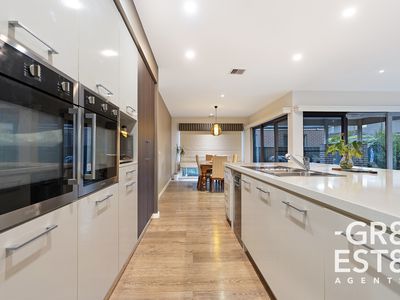 24 Zeus Avenue, Cranbourne West