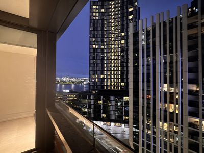 1001N / 889 Collins Street, Docklands