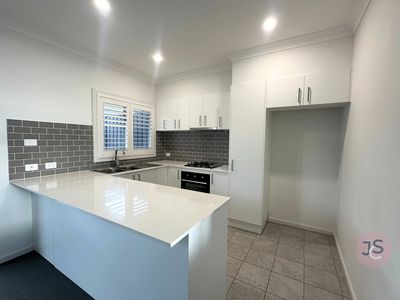8 LAPWING ST STREET, Elermore Vale