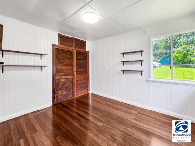 9 High Street, Atherton