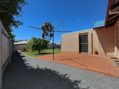 38 Azamor Drive, Boulder